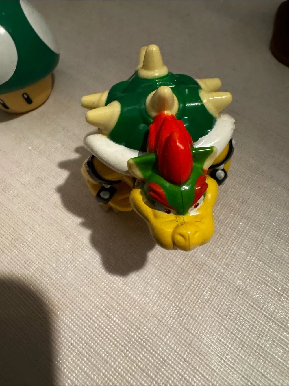 Nintendo Mario, Luigi, Peach Princess, Yoshi, Bowser, 1Up McDonalds Figurines